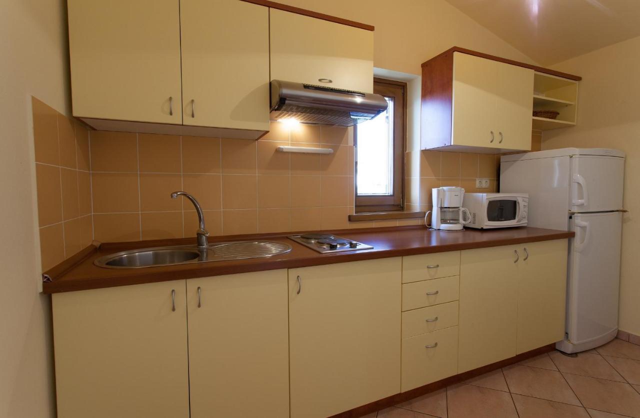 Apartman Vjekoslav Krk Town Kültér fotó