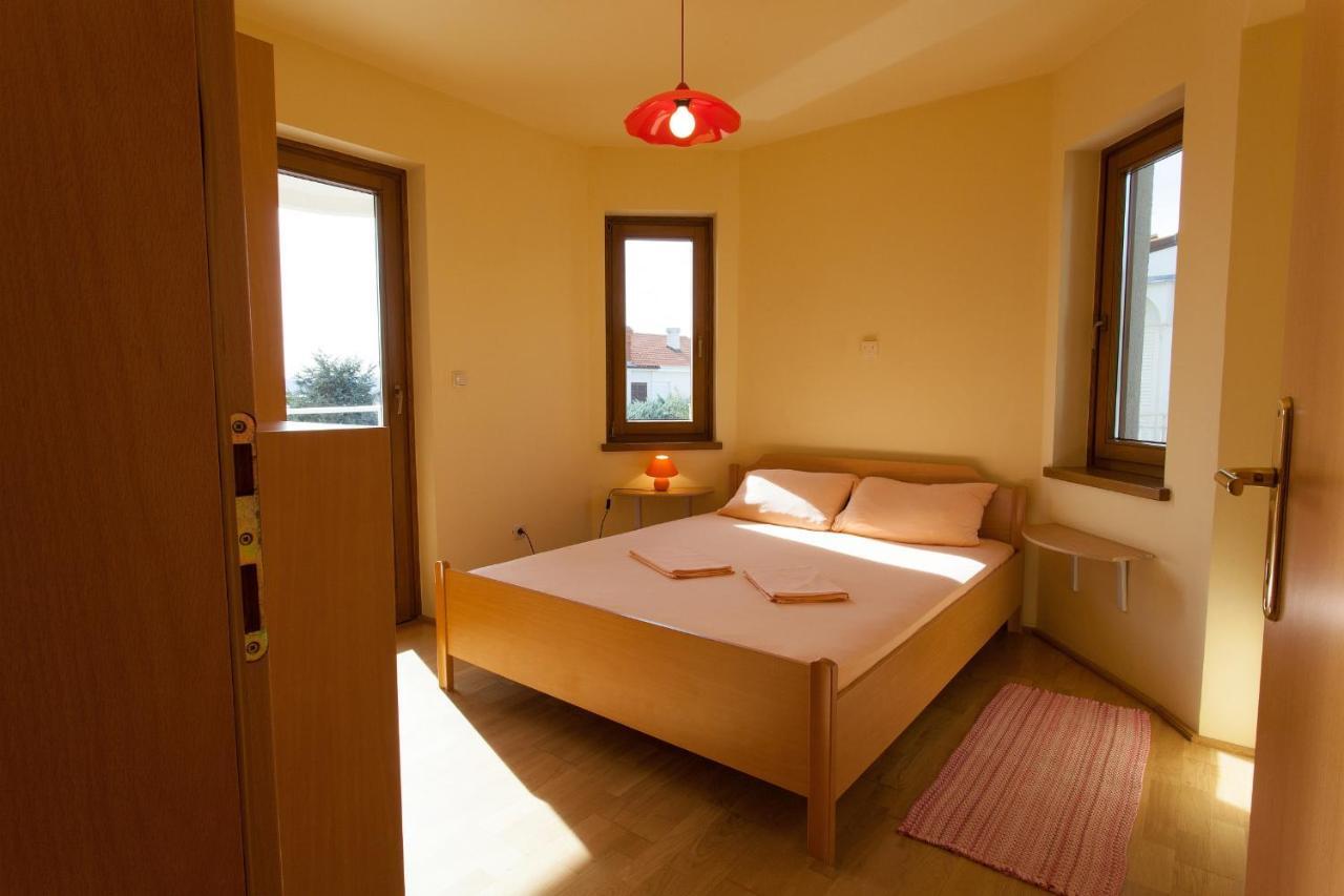Apartman Vjekoslav Krk Town Kültér fotó